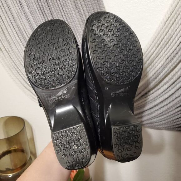 Dansko Clogs with Buckle Sz 38 - Picture 5 of 6